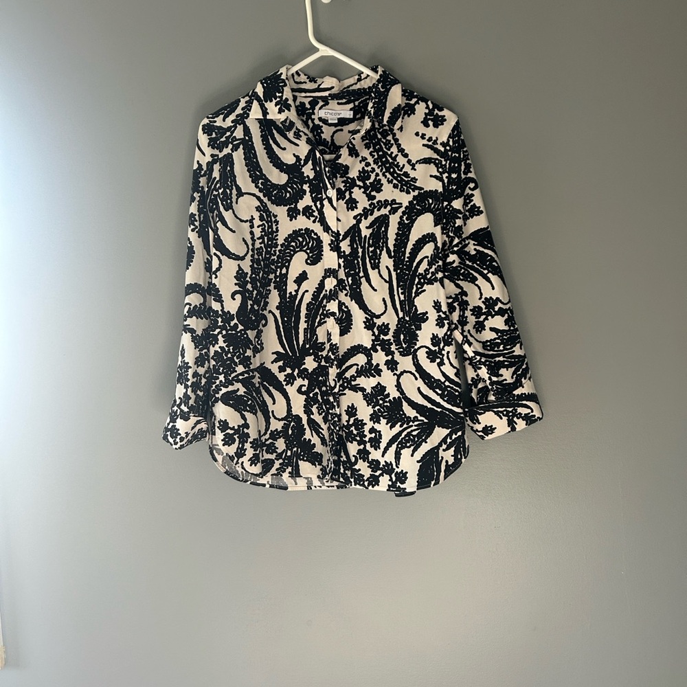 Chico's Monochrome Abstract Blouse